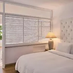 Курортний комплекс Grecotel Luxme White Ретимно (Крит)