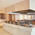 Grecotel Luxme White Курортний комплекс Ретимно (Крит)