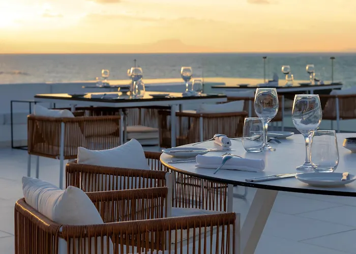 Grecotel Luxme White Курортний комплекс Ретимно (Крит)