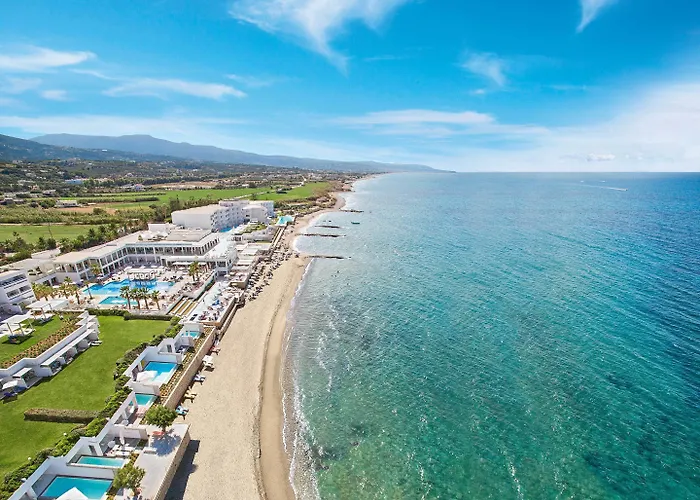 Resort Grecotel Luxme White