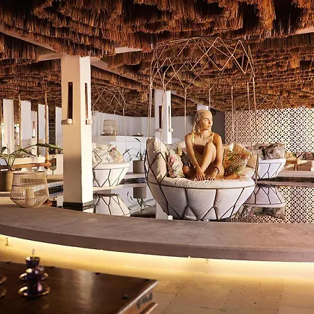 Grecotel Luxme White Курортний комплекс 5*