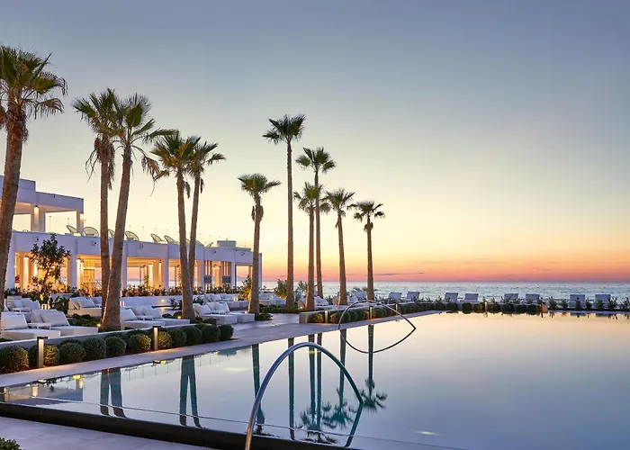 Resort Grecotel Luxme White